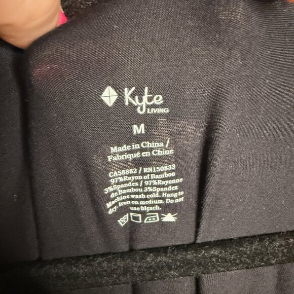 Kyte Women's‎ Tiered Lounge Midi Dress in Big Midnight Magnolia - Size M Medium - Picture 2 of 3